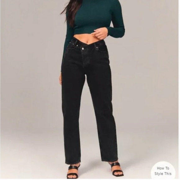 Abercrombie & Fitch Denim - Abercrombie & Fitch The Dad Jean Black Stone Wash size 2